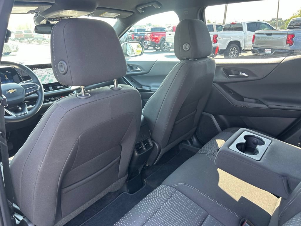 Used 2026 Chevrolet Equinox LT AWD/4WD image 37