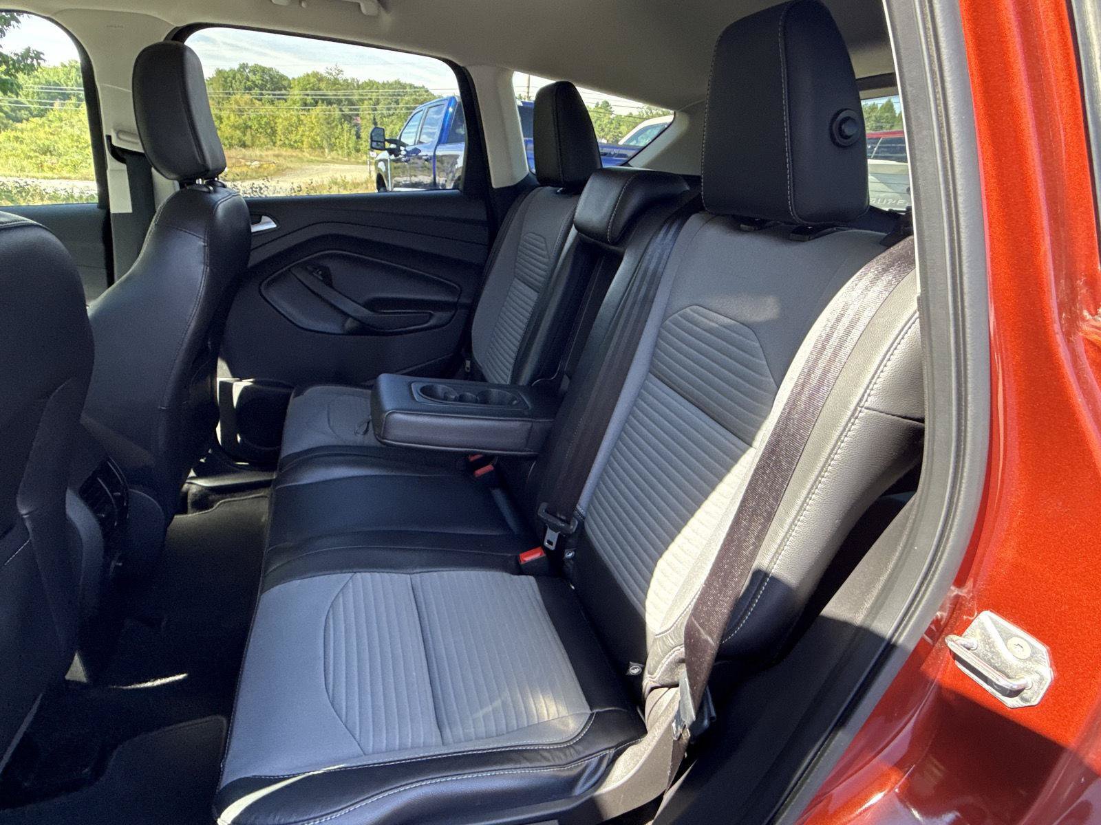 Used 2019 Ford Escape SE AWD/4WD image 12