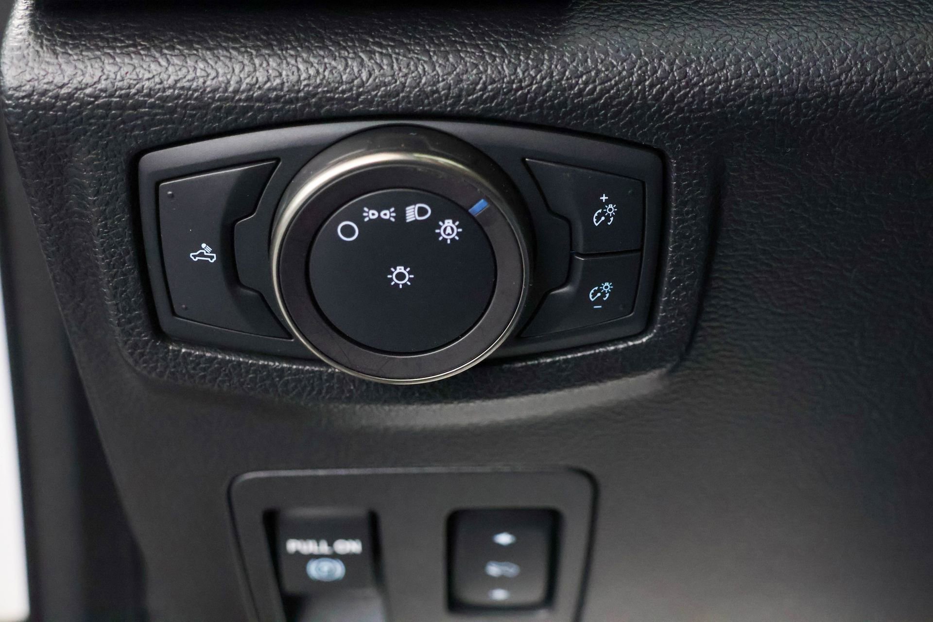 Used 2019 Ford F150 Raptor w/ Equipment Group 802A Luxury AWD/4WD image 19