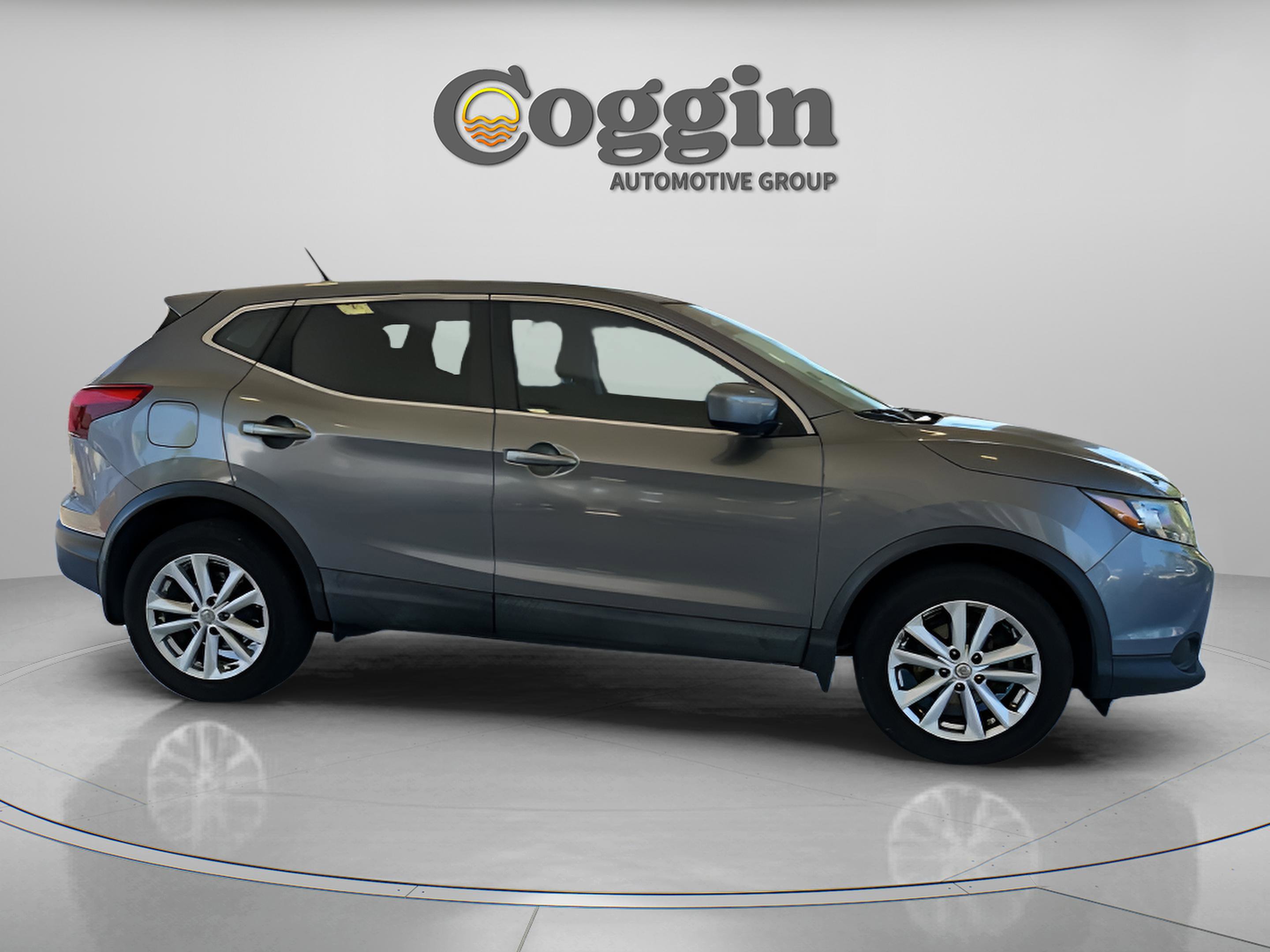 Used 2018 Nissan Rogue Sport S w/ S Appearance Package FWD image 6