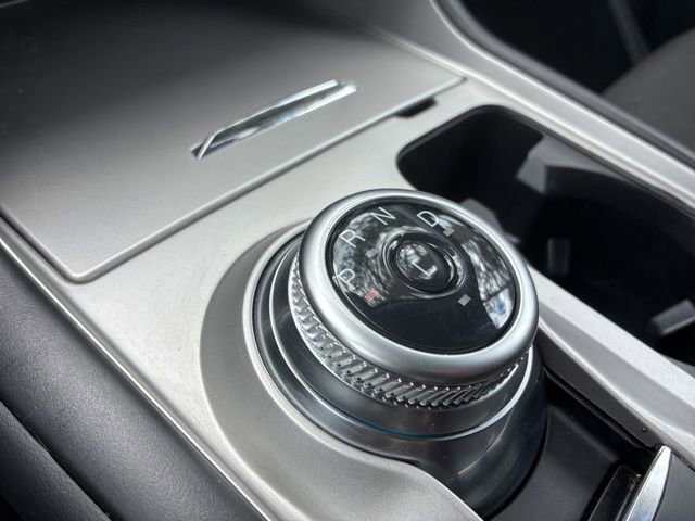 Used 2022 Ford Explorer XLT image 33