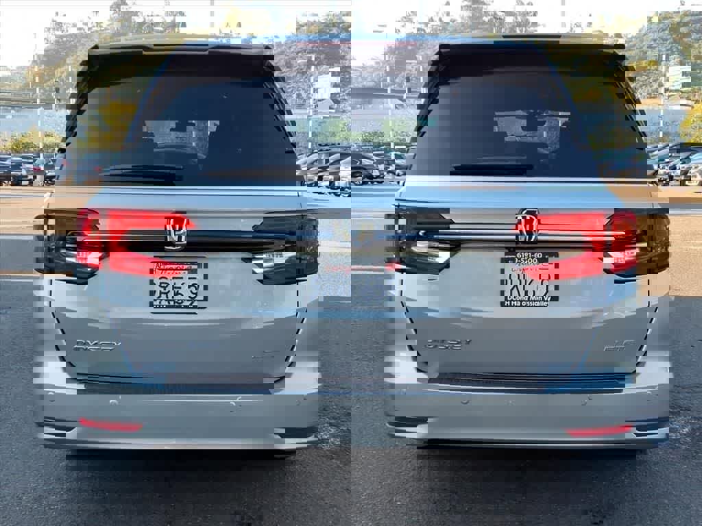 Certified 2022 Honda Odyssey Elite image 5