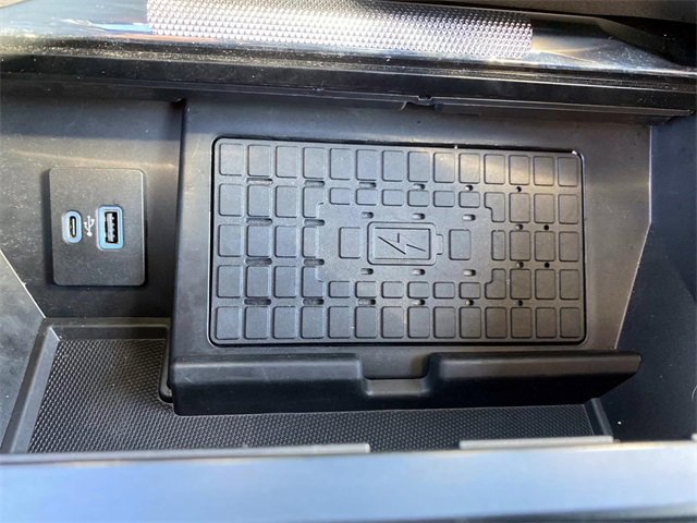 Used 2023 Ford F150 Lariat w/ Max Trailer Tow Package image 18