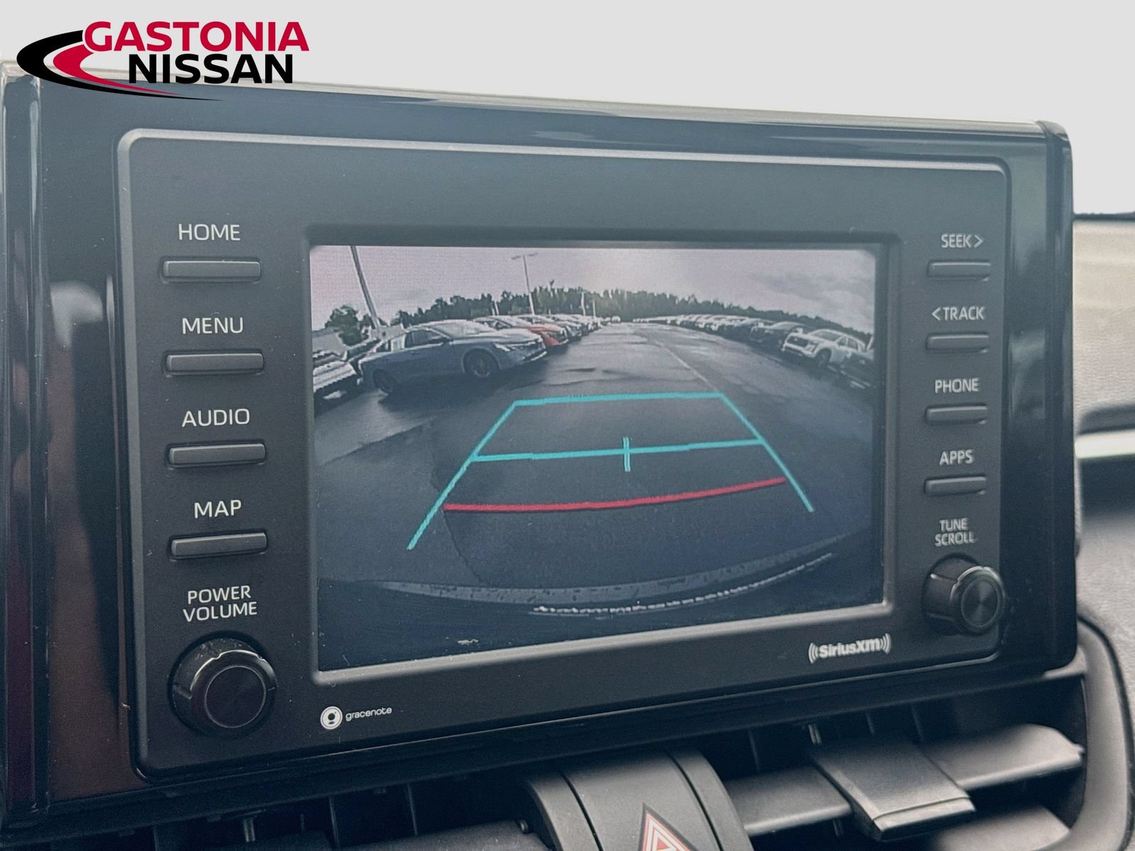 Used 2022 Toyota RAV4 LE AWD/4WD image 18