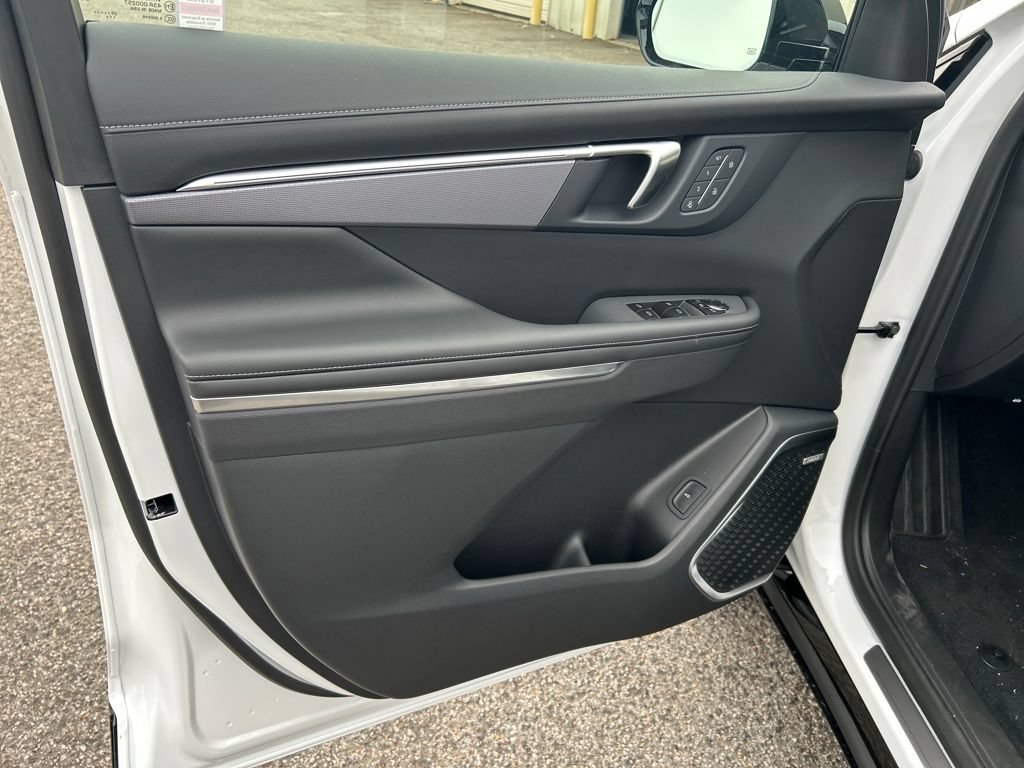 New 2026 Buick Enclave Sport Touring w/ Power Package FWD image 12