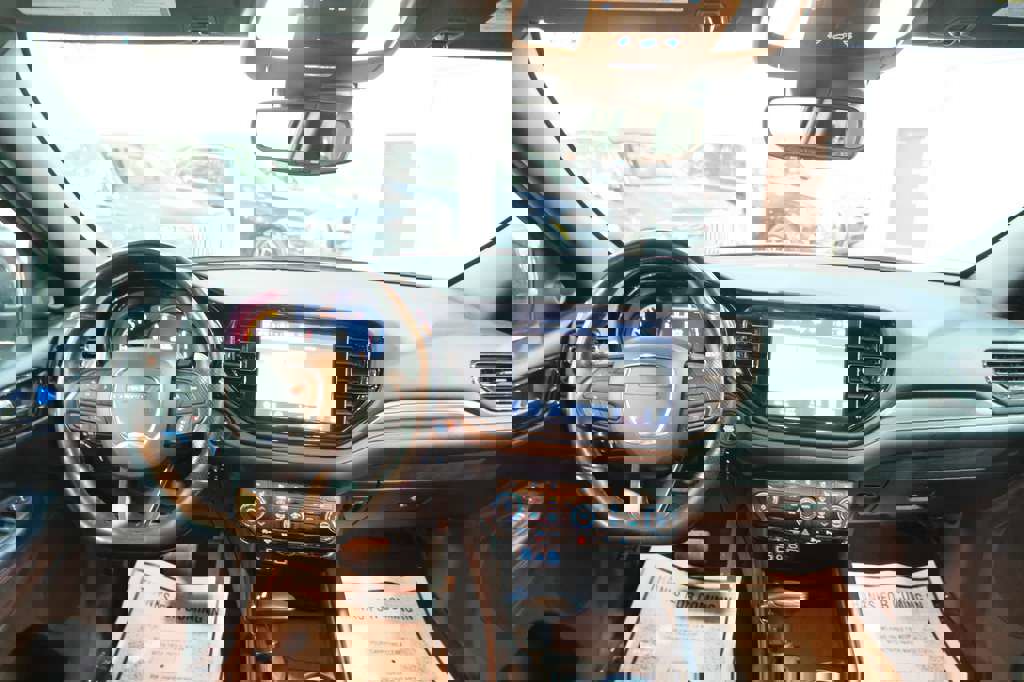 Used 2024 Dodge Durango GT image 29