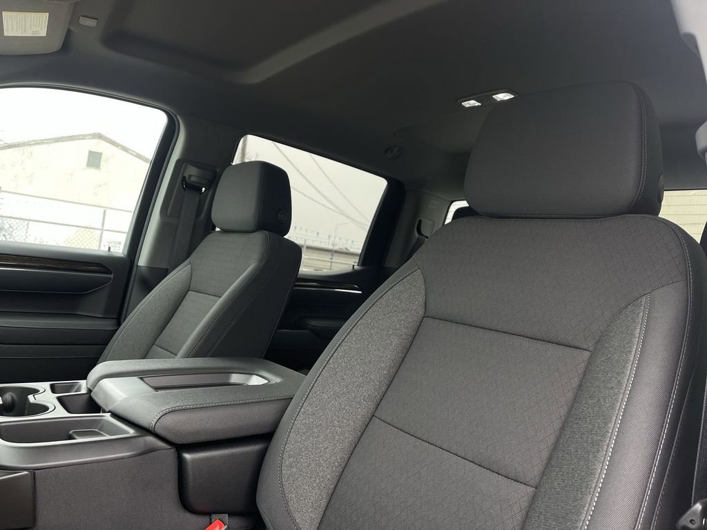New 2026 GMC Sierra 1500 Elevation image 19