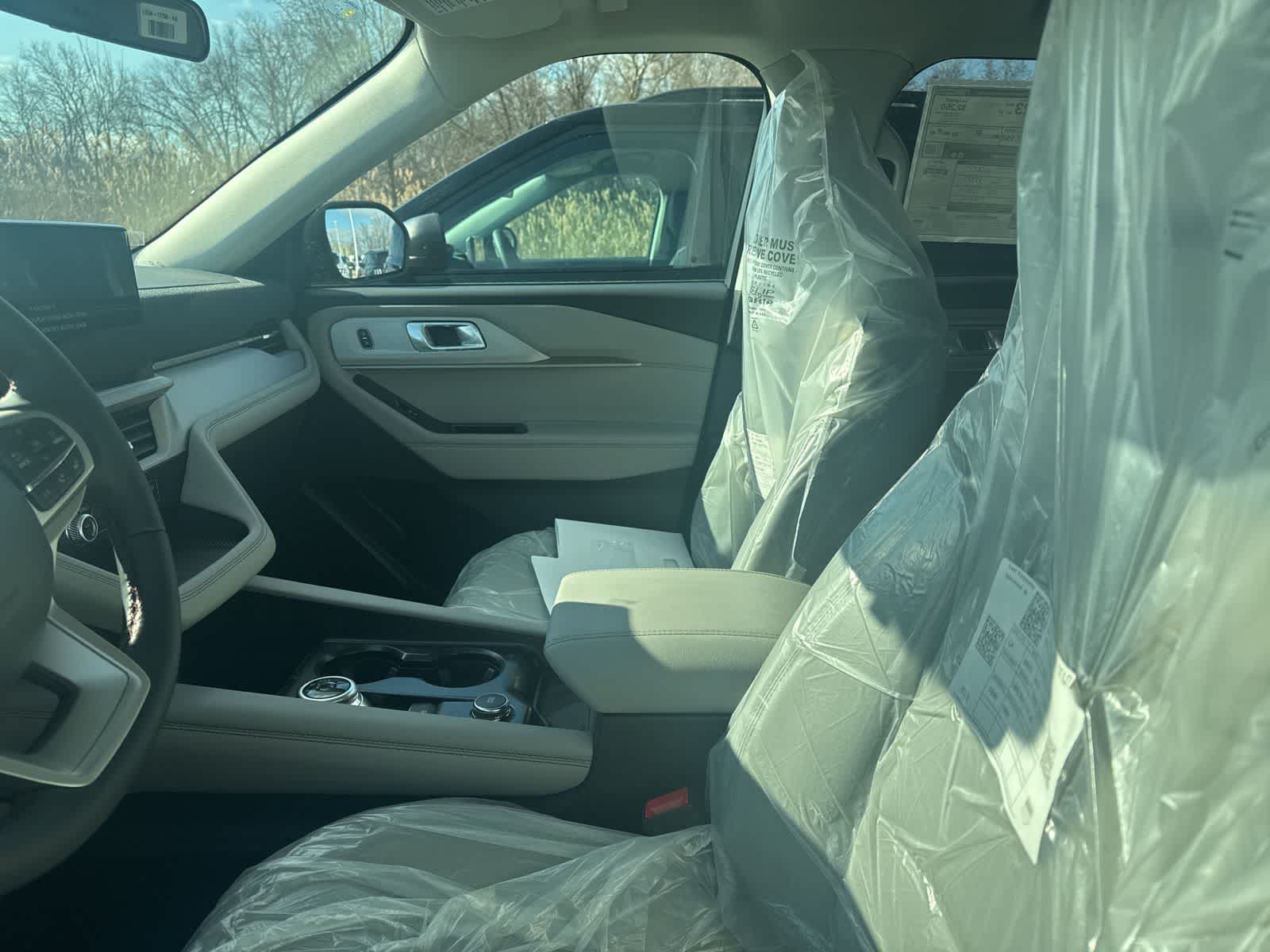 New 2026 Ford Explorer Active w/ Active Comfort Package AWD/4WD image 27