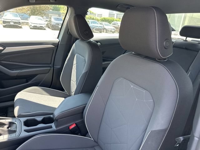 New 2026 Volkswagen Jetta Sport FWD image 10