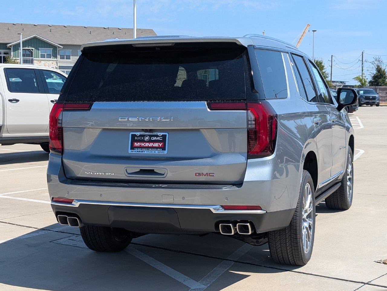 New 2027 GMC Yukon Denali w/ Sun & Power Step Package AWD/4WD image 4