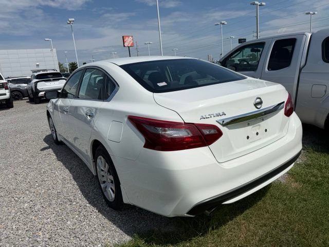 Used 2018 Nissan Altima 2.5 S w/ S Convenience Package FWD image 4