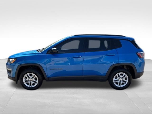 Used 2018 Jeep Compass Sport w/ Tech Group FWD image 6