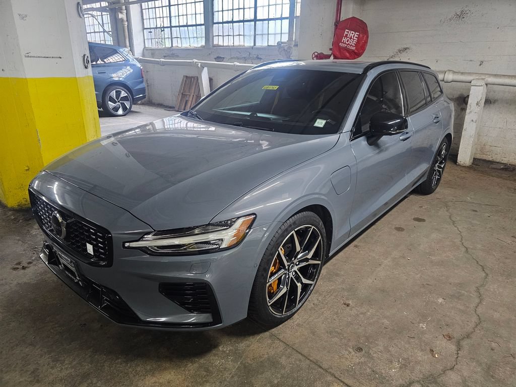 Certified 2023 Volvo V60 T8 Polestar AWD/4WD image 1