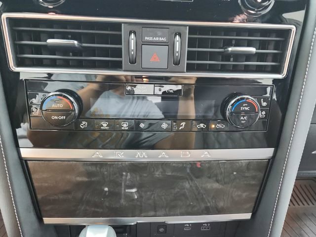 Used 2022 Nissan Armada Platinum w/ Captain's Chairs Package RWD image 31
