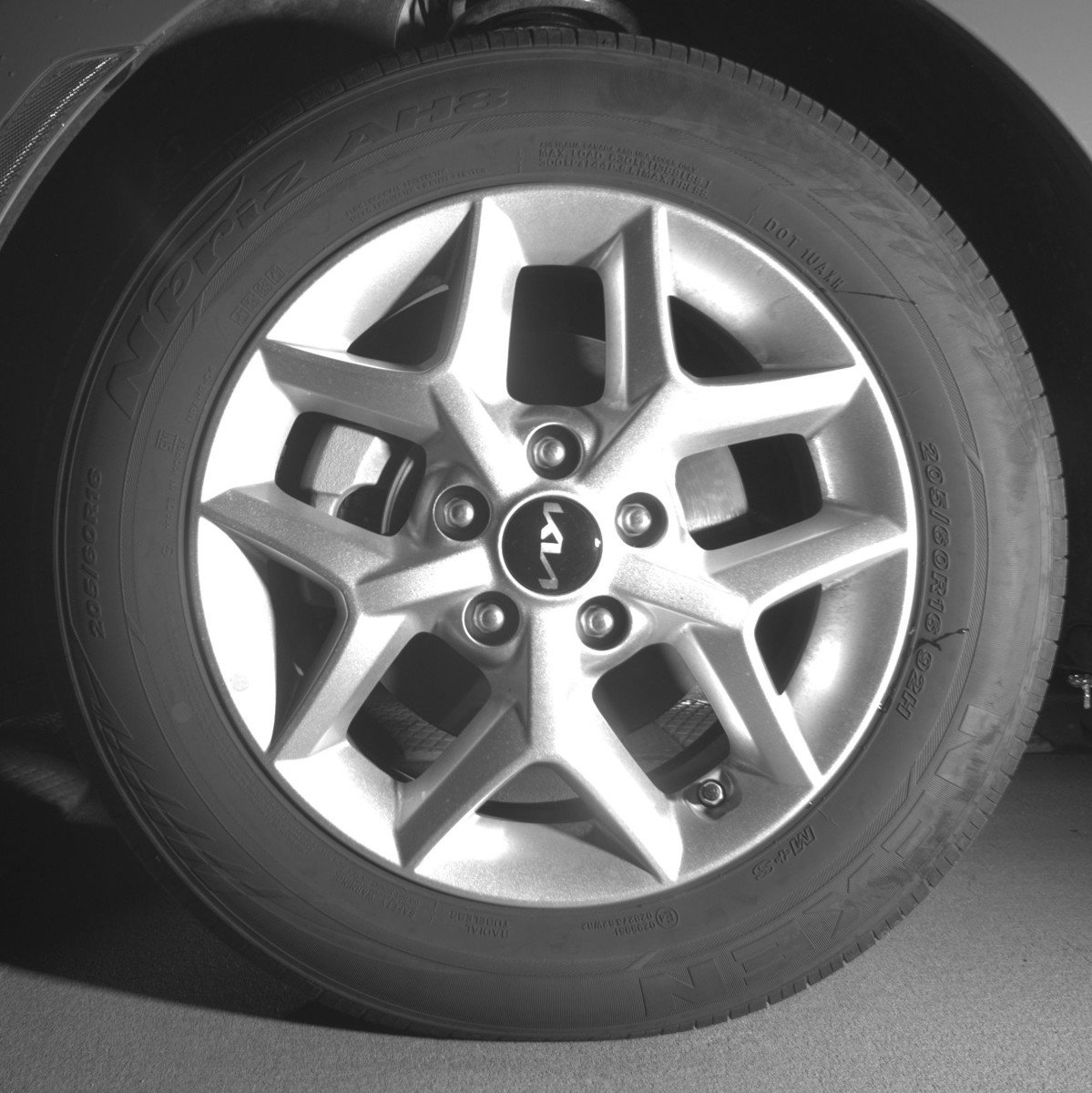 Used 2025 Kia Soul LX w/ LX Technology Package image 12