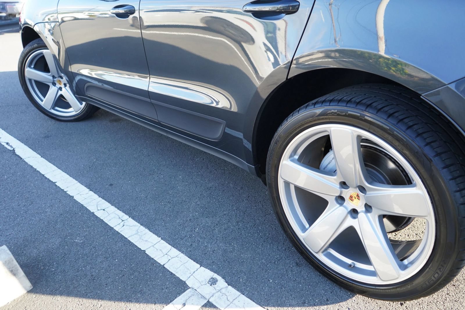 Used 2018 Porsche Macan S AWD/4WD image 6