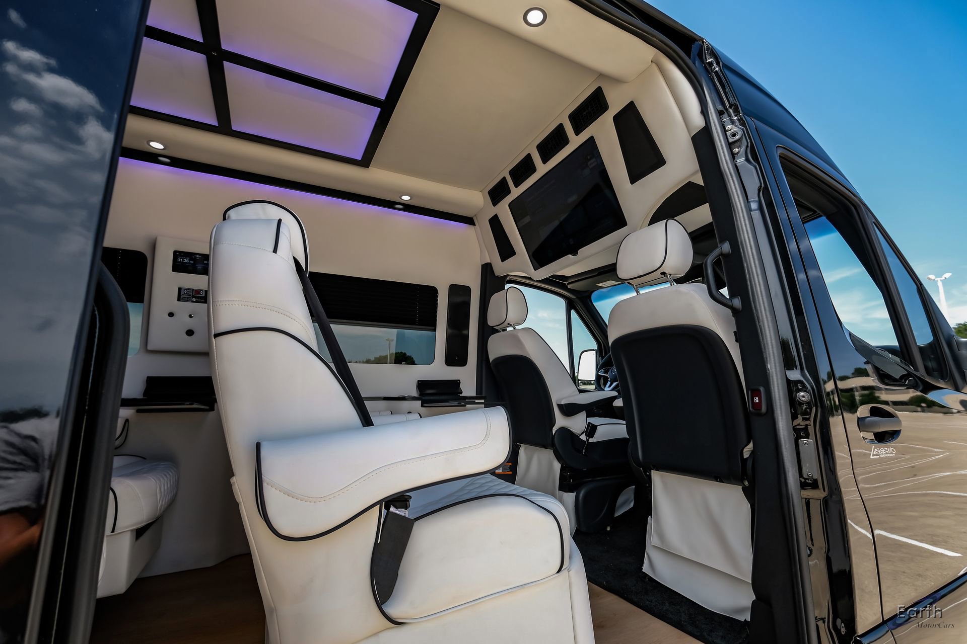 Used 2024 Mercedes-Benz Sprinter 3500 image 80