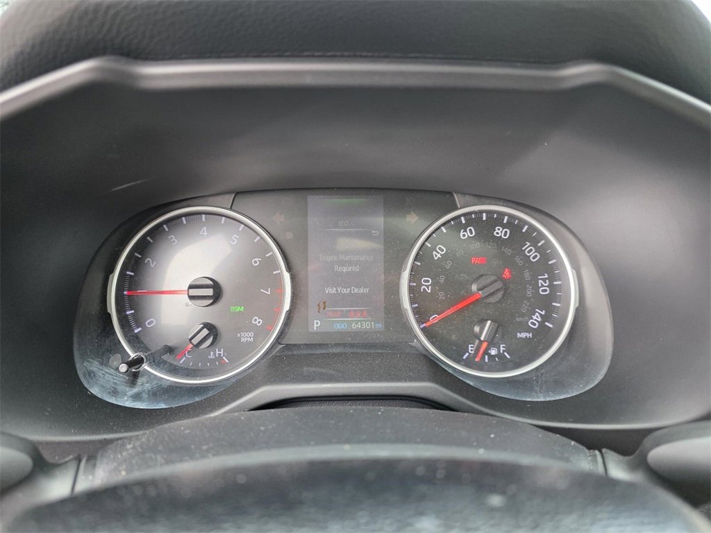 Used 2020 Toyota RAV4 XLE Premium image 15