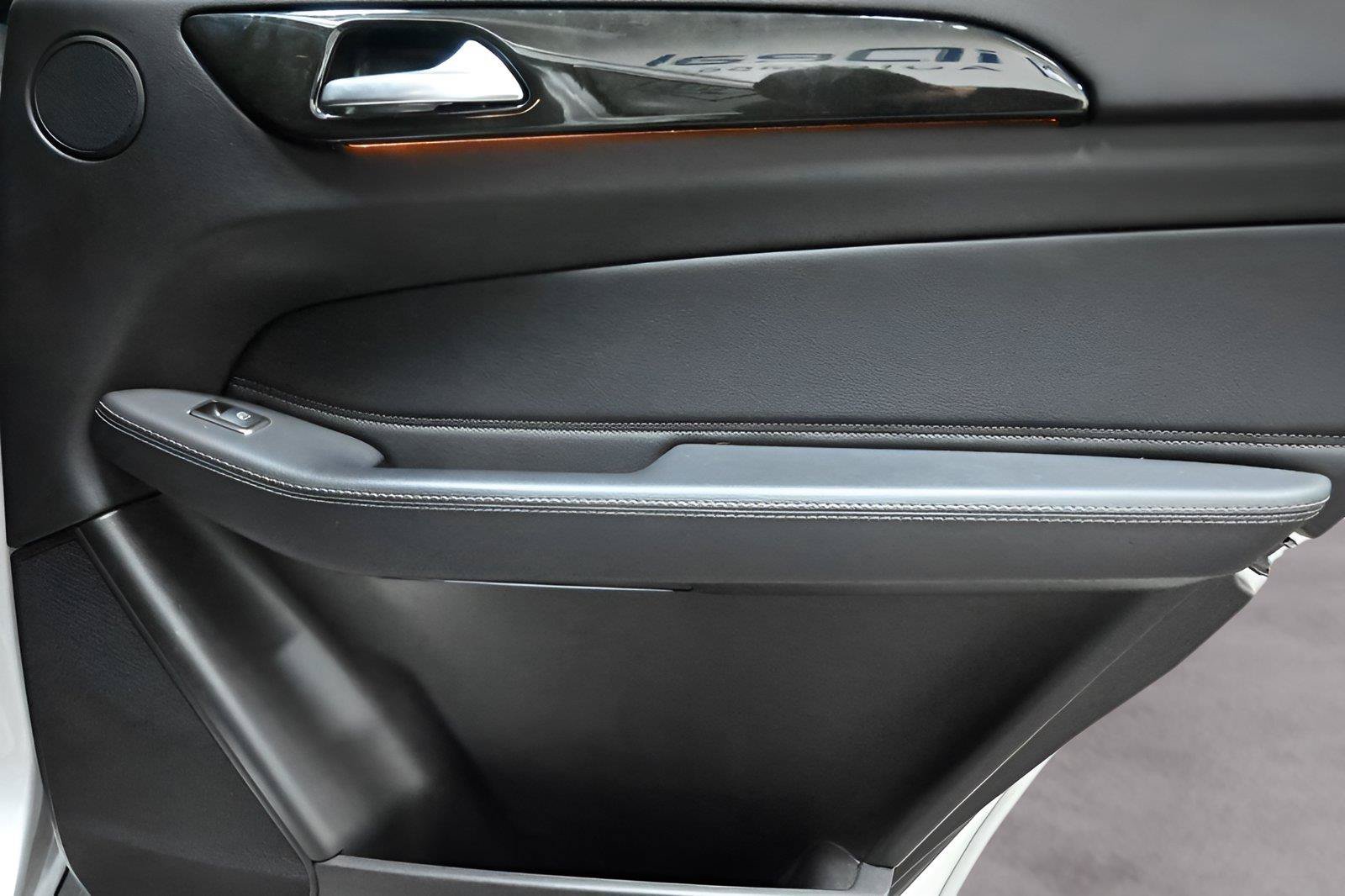 Used 2019 Mercedes-Benz GLS 450 4MATIC w/ Premium 1 Package image 19