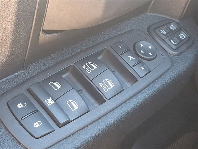 Used 2023 RAM 3500 Tradesman w/ Chrome Appearance Group image 28