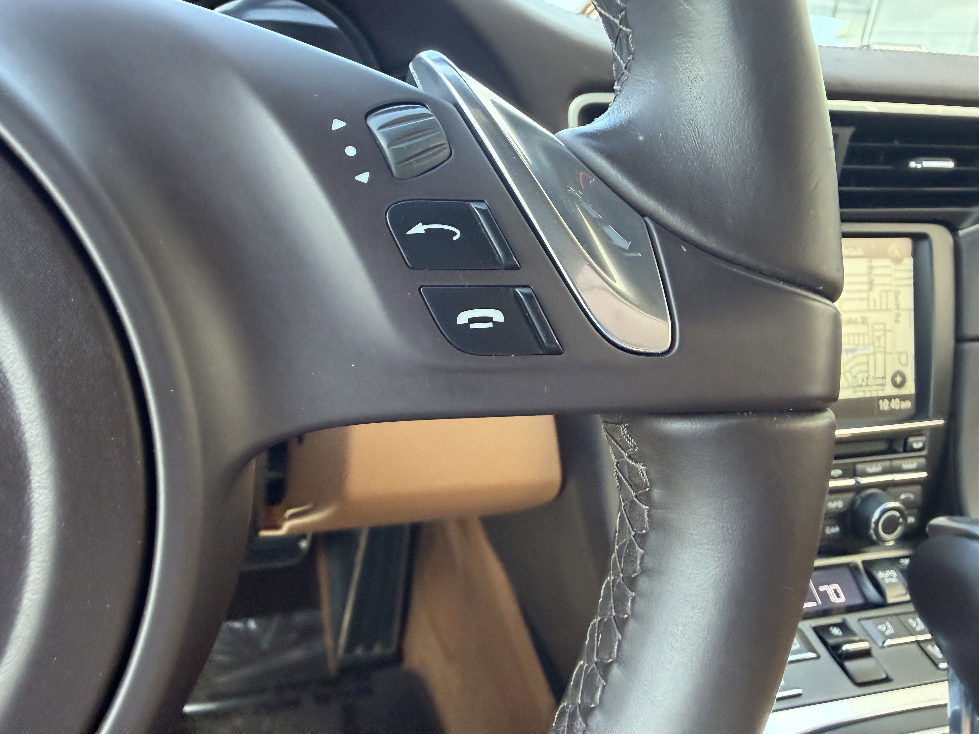 Certified 2015 Porsche 911 Targa 4S image 28