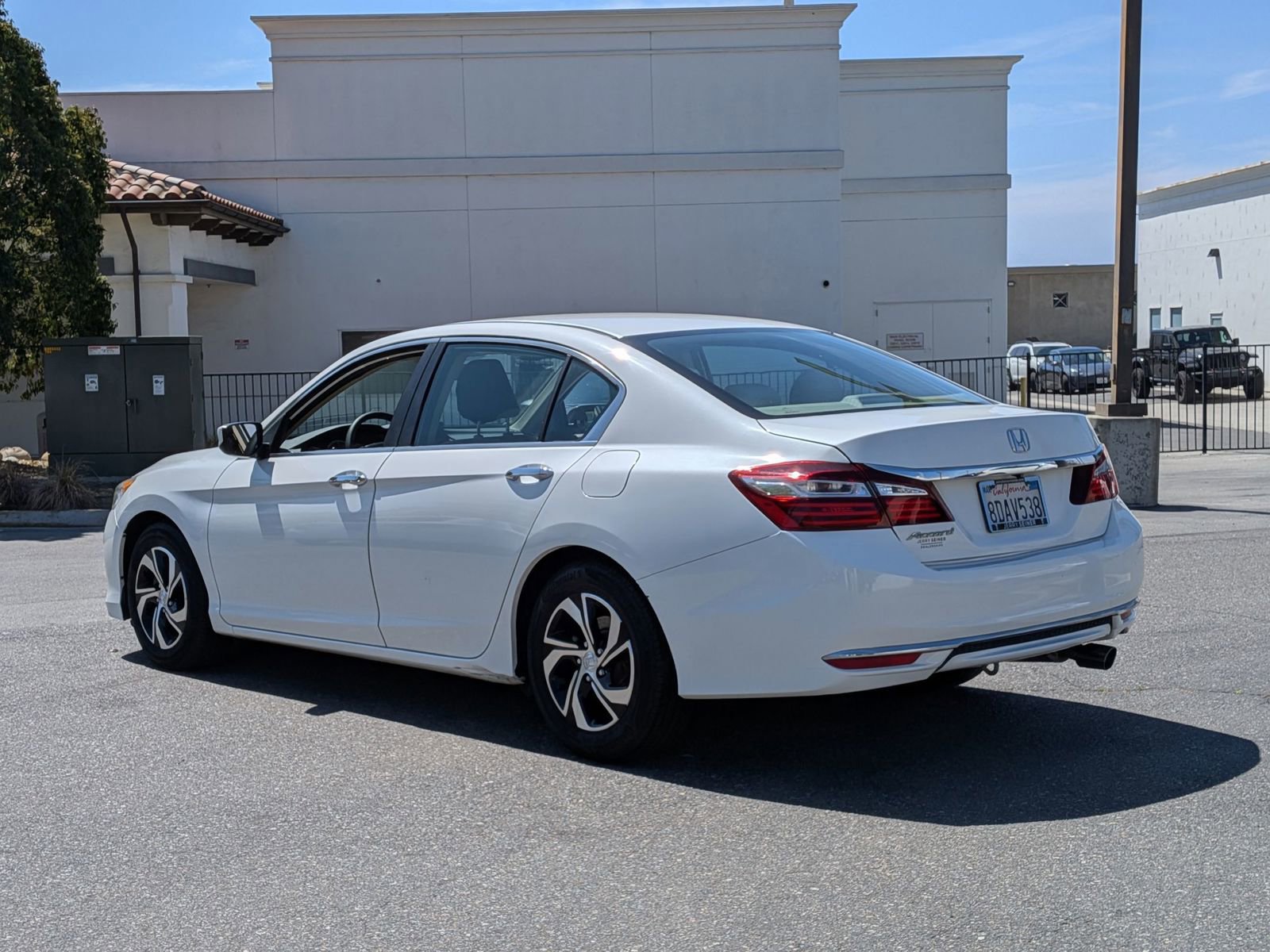 Used 2017 Honda Accord LX image 3