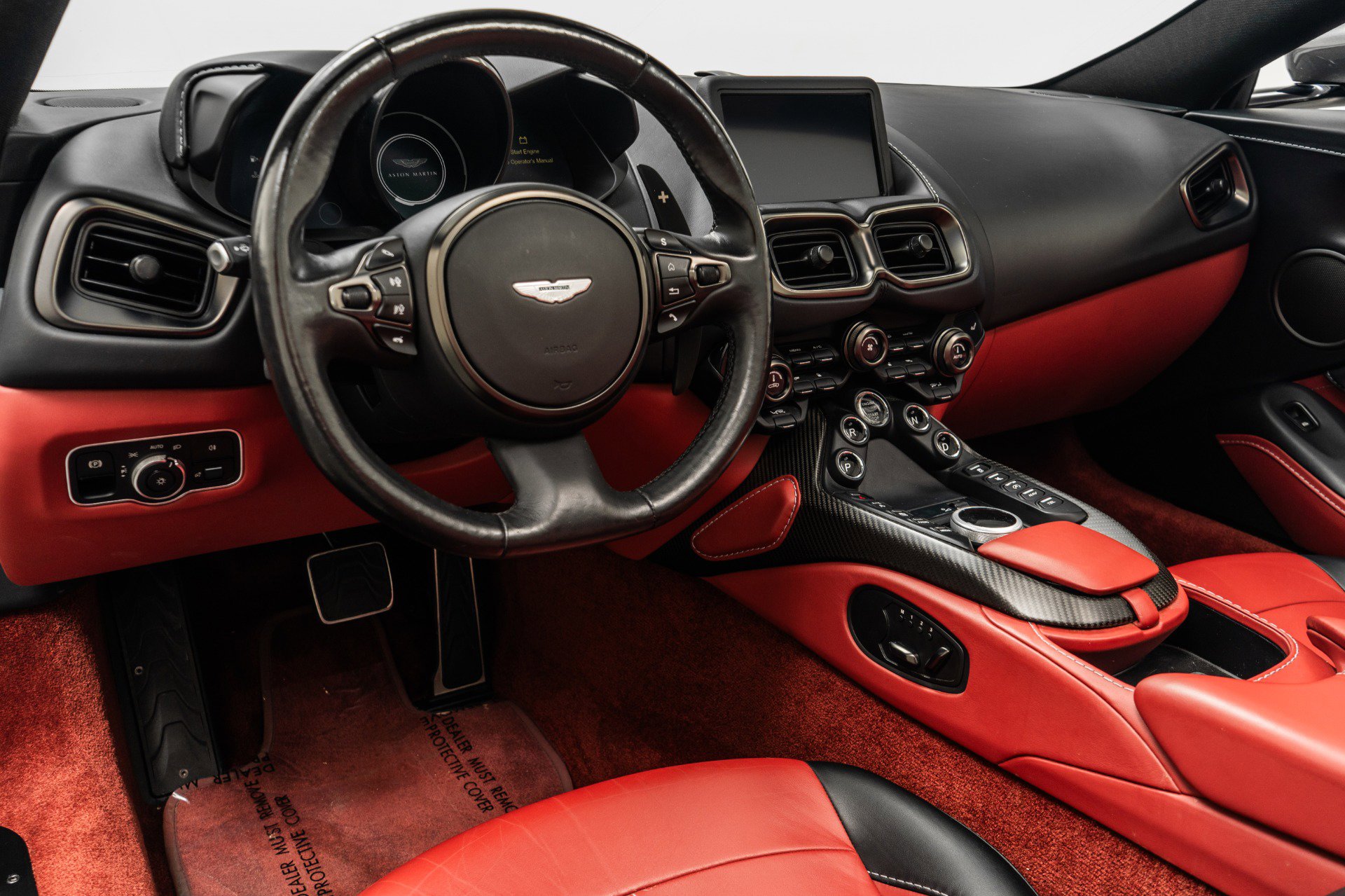 Used 2022 Aston Martin V8 Vantage Roadster image 13