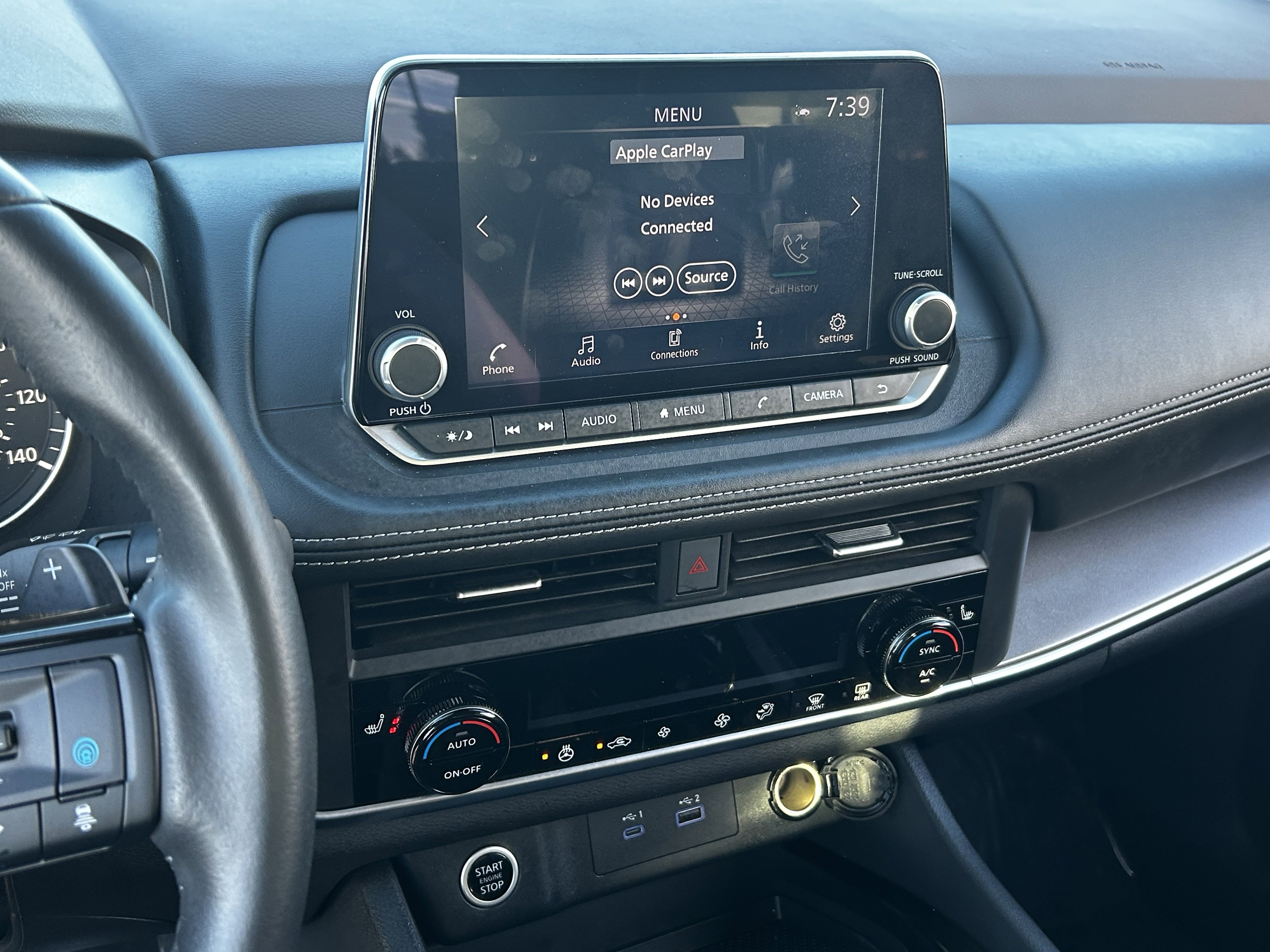 Used 2023 Nissan Rogue SV w/ SV Premium B Package image 26