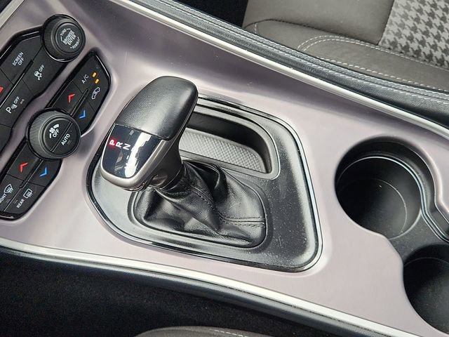 Used 2021 Dodge Challenger SXT w/ Driver Convenience Group image 15