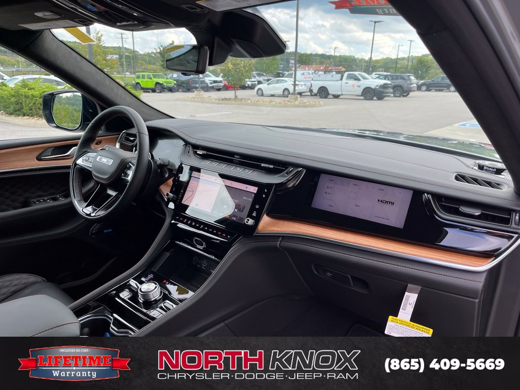 New 2027 Jeep Grand Cherokee L Summit AWD/4WD image 29