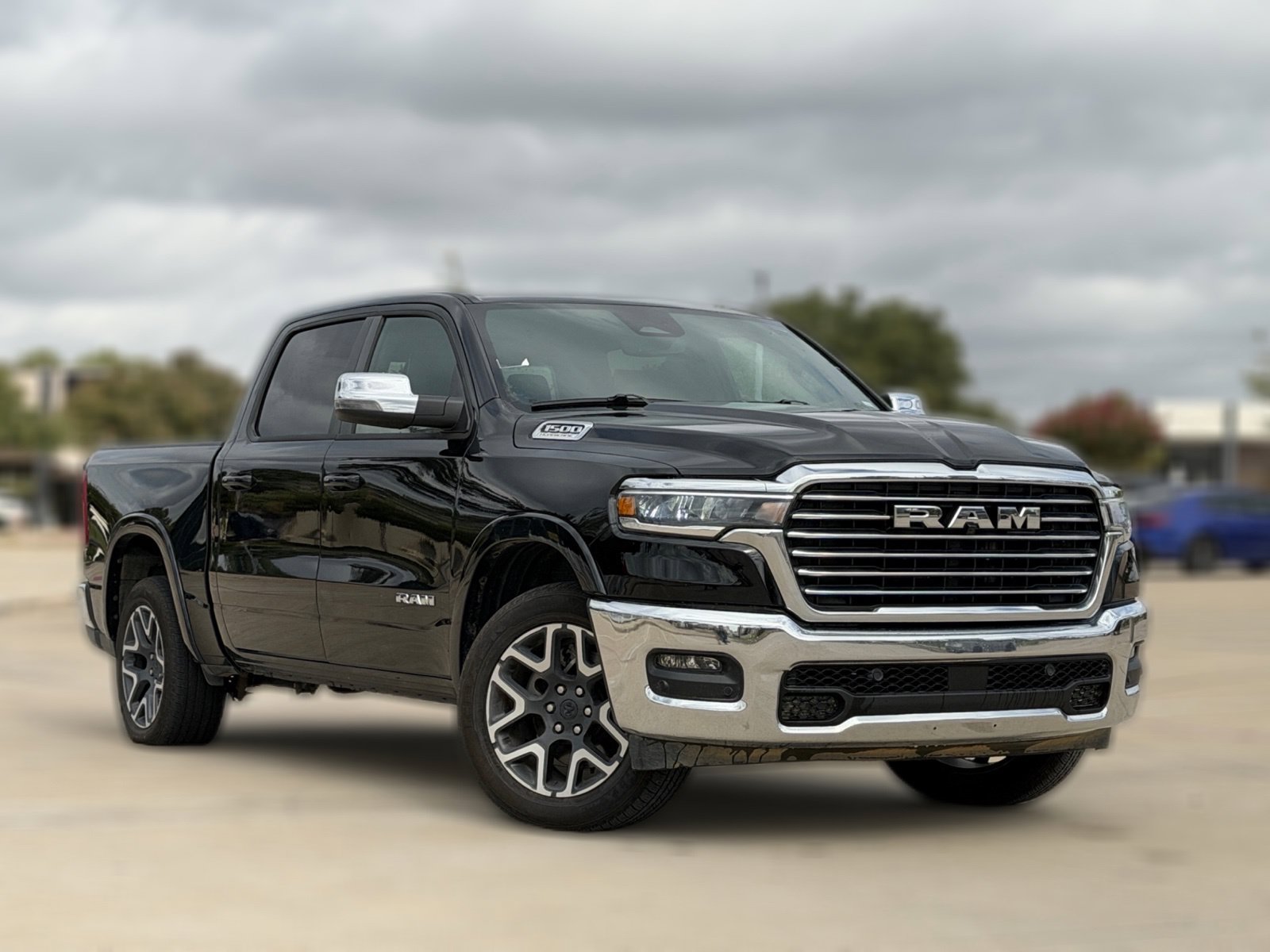 Used 2026 RAM 1500 Laramie AWD/4WD image 10