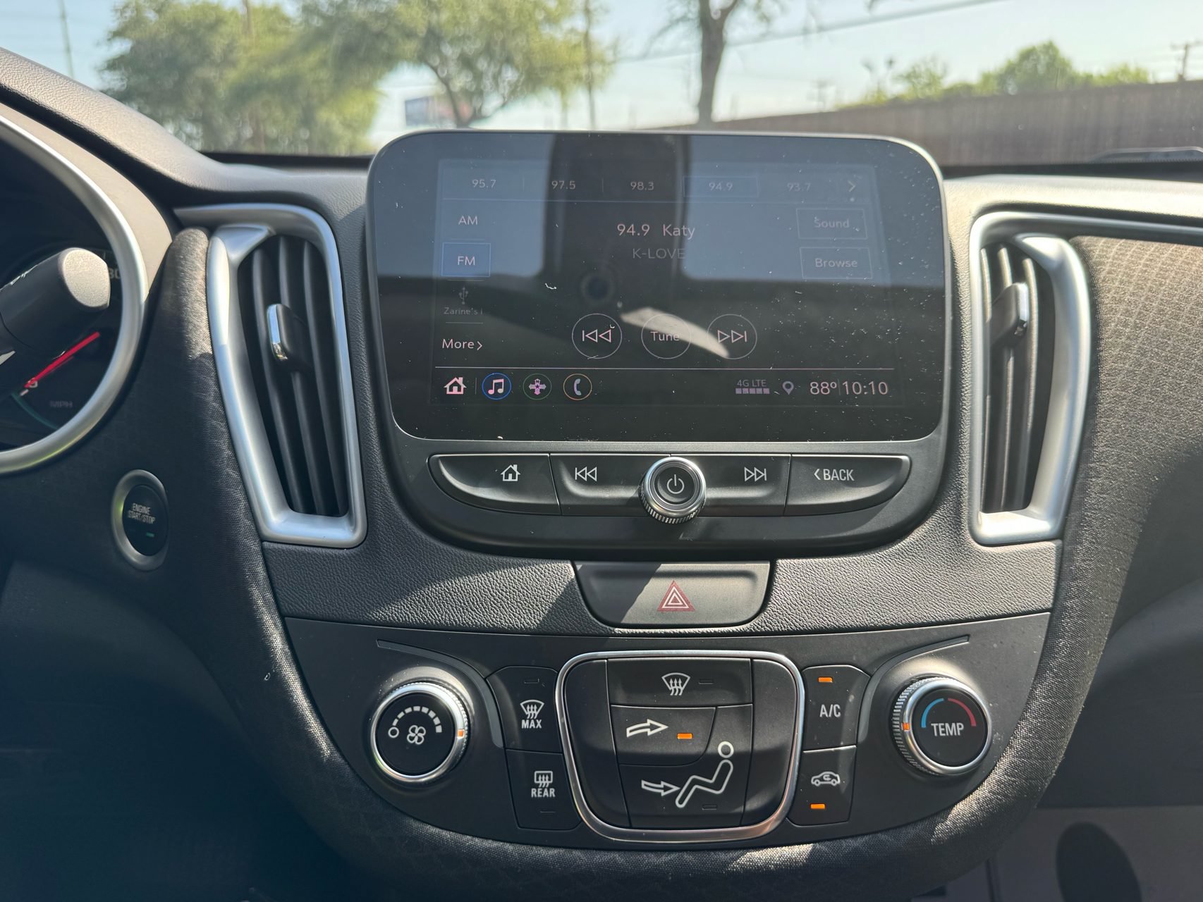 Used 2019 Chevrolet Malibu LS FWD image 17