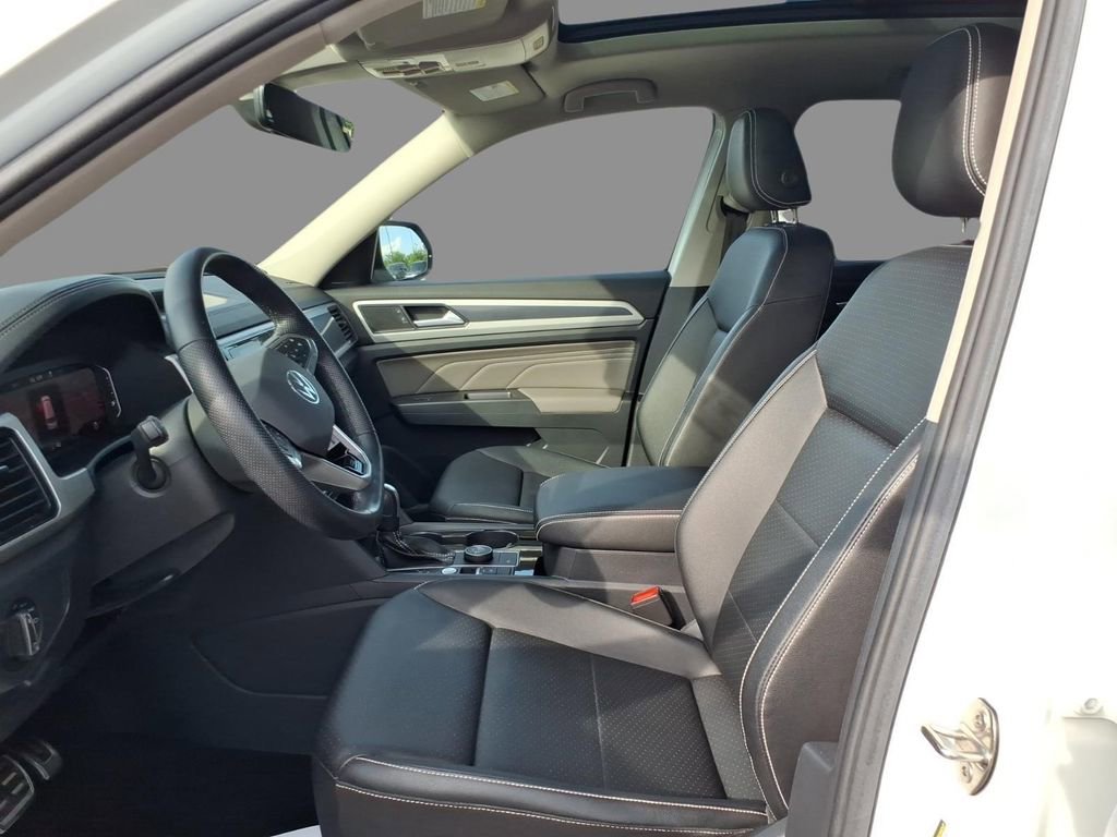 Used 2023 Volkswagen Atlas SEL R-Line AWD/4WD image 21