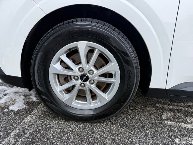 Used 2022 Kia Carnival LX image 15