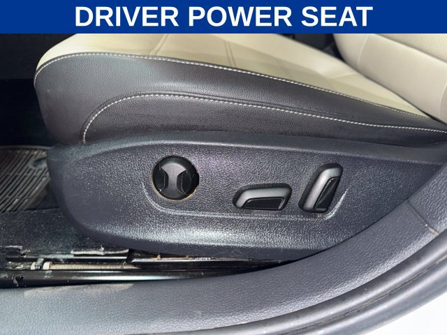 Used 2020 Volkswagen Passat 2.0T R-Line FWD image 16
