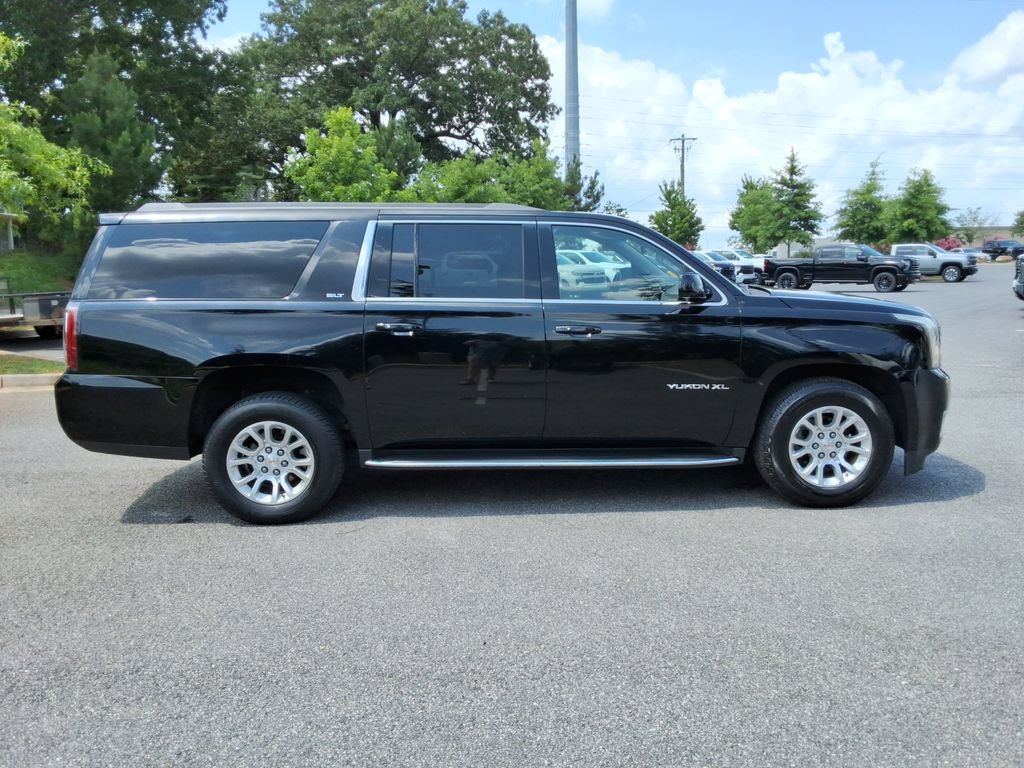 Used 2017 GMC Yukon XL SLT RWD image 4