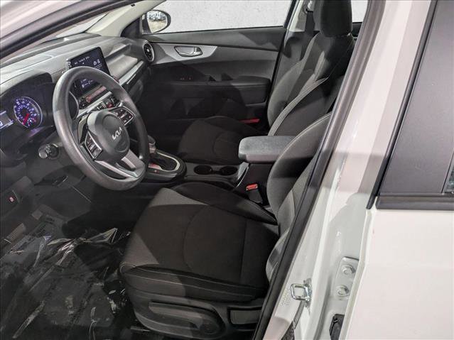 Used 2022 Kia Forte LXS image 17