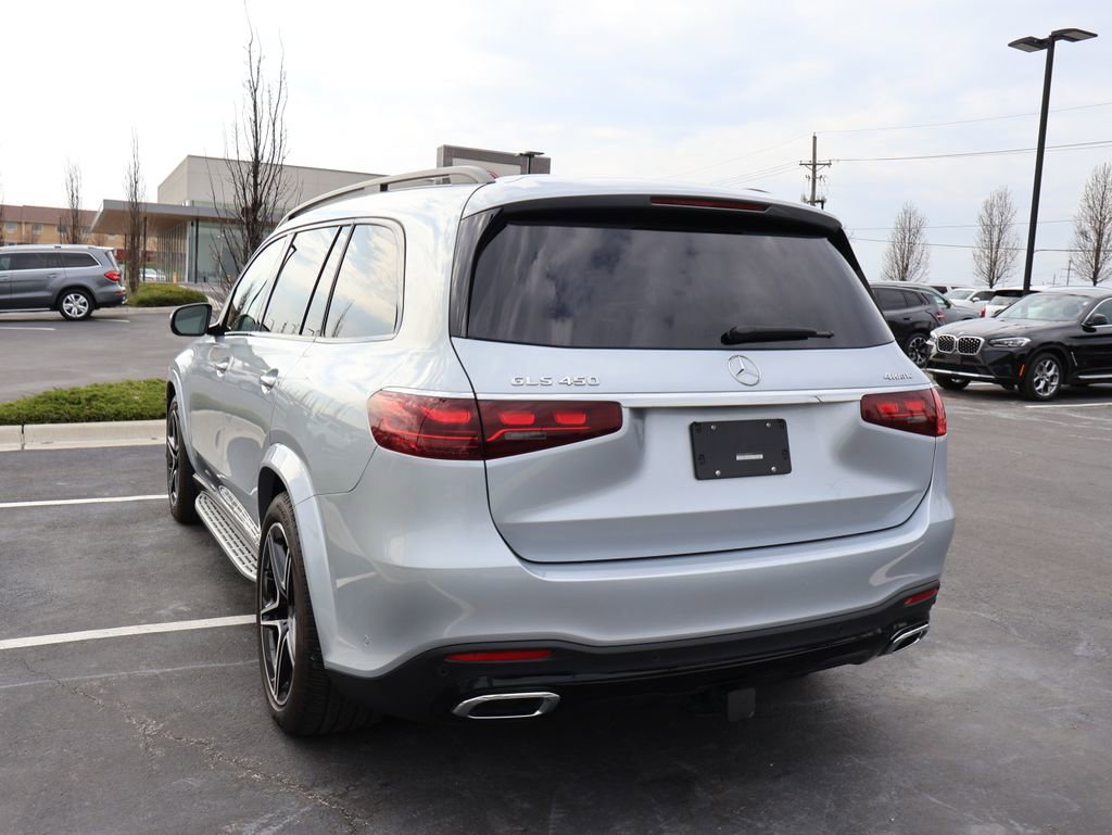 Used 2025 Mercedes-Benz GLS 450 4MATIC image 13