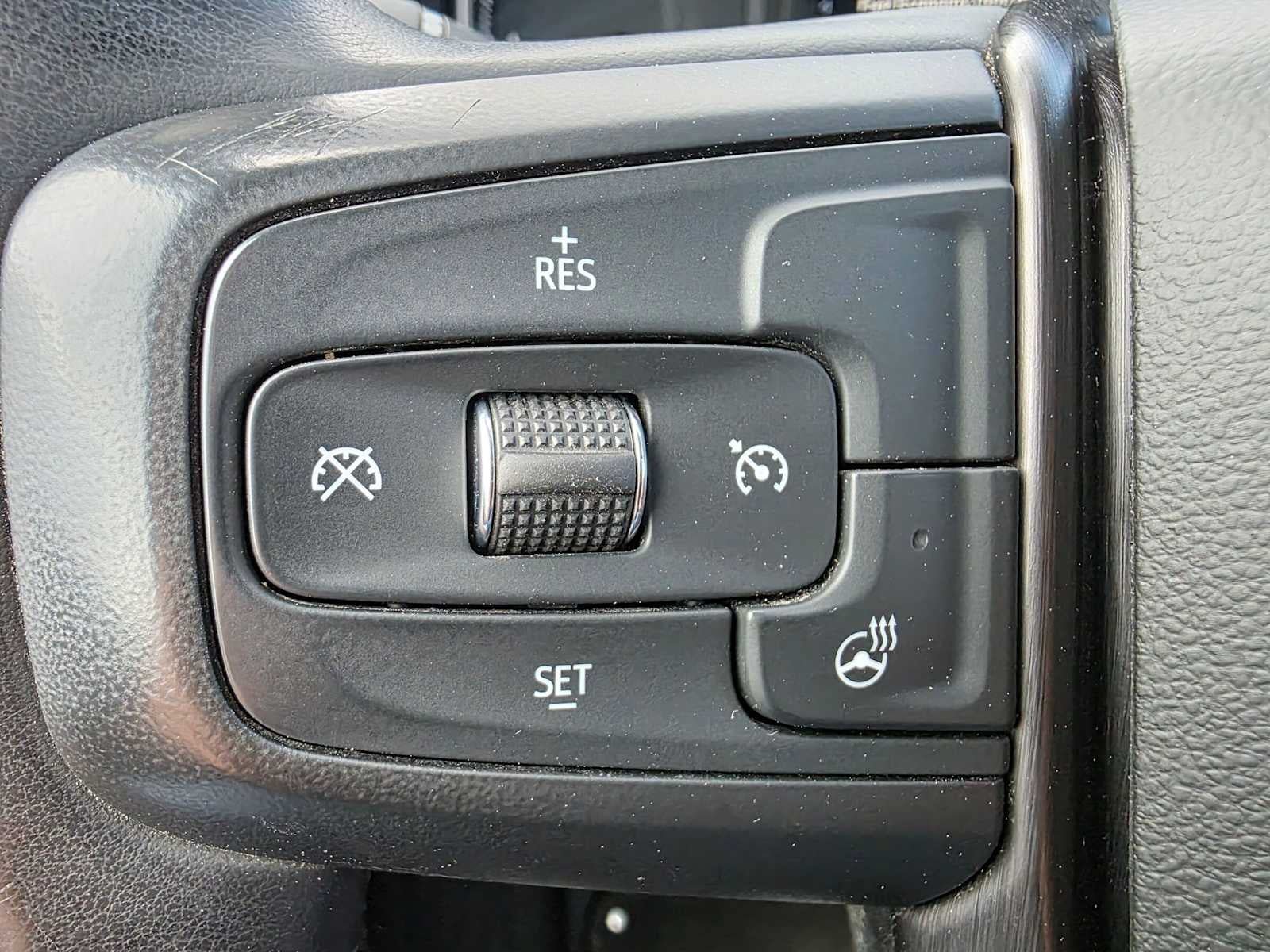 Used 2023 GMC Sierra 2500 AT4 w/ Snow Plow Prep/Camper Package AWD/4WD image 29