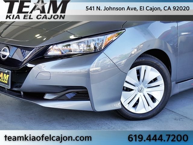 Used 2024 Nissan Leaf S FWD image 3