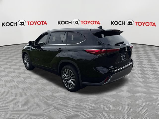 Used 2021 Toyota Highlander Platinum AWD/4WD image 6
