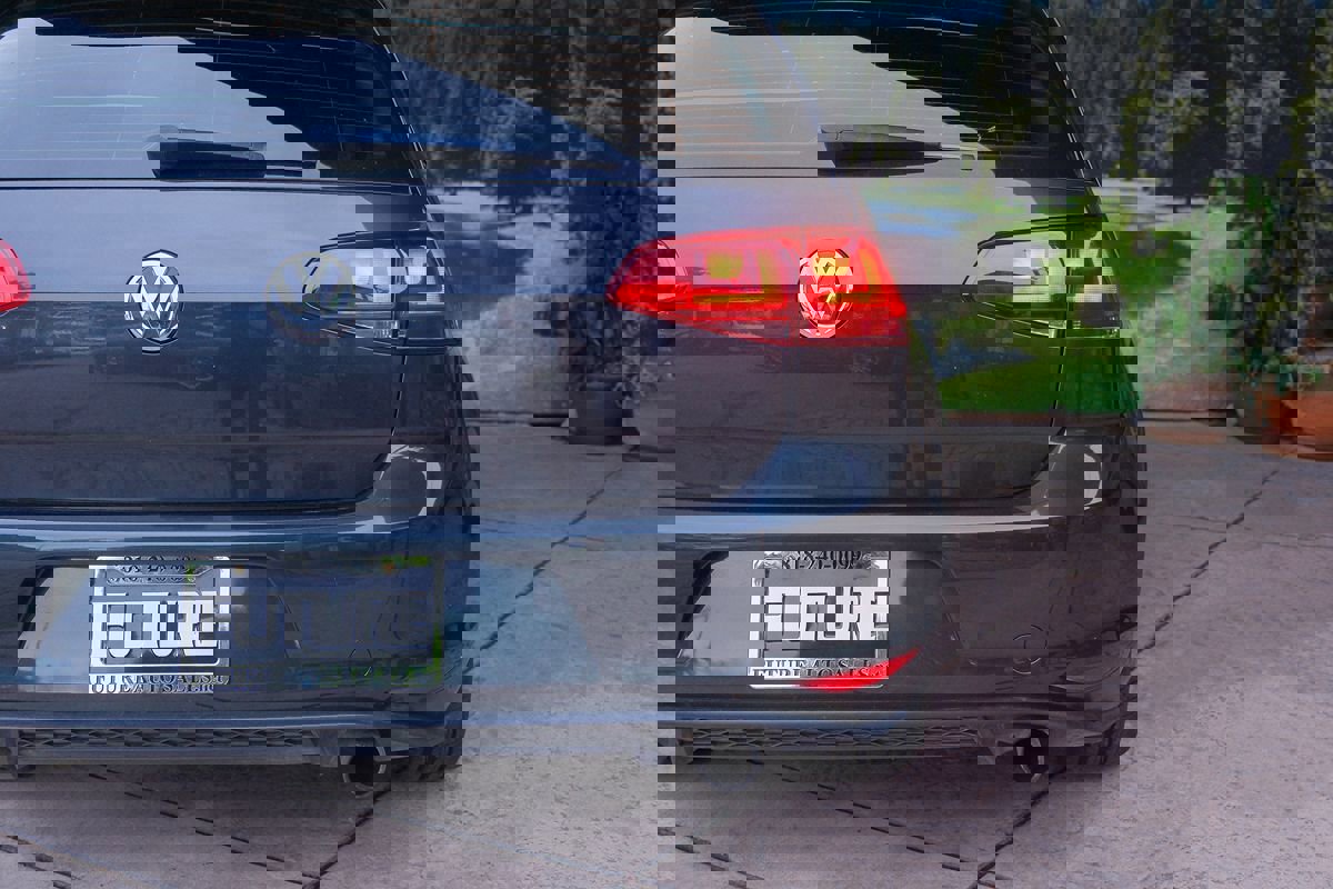 Used 2017 Volkswagen GTI Sport image 35