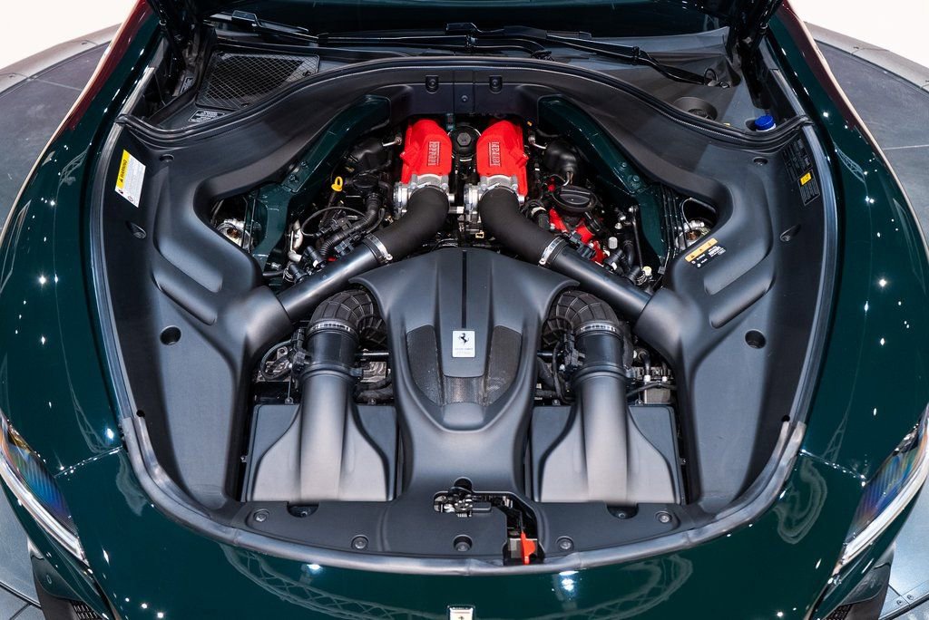 Certified 2022 Ferrari Roma image 18