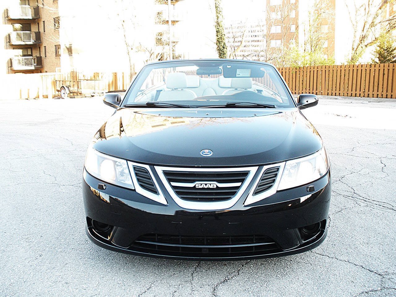 Used 2009 Saab 9-3 2.0T w/ Cold Weather Package FWD image 9