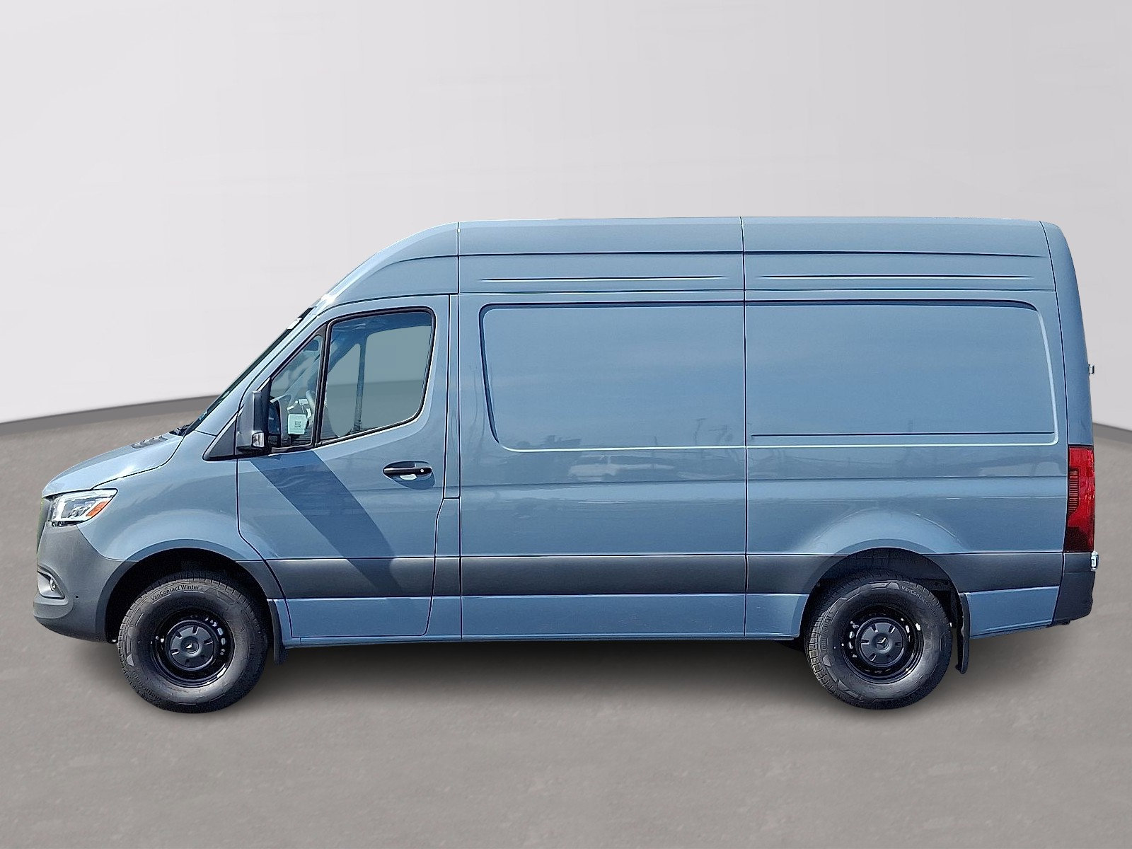 Used 2024 Mercedes-Benz Sprinter 2500 image 7