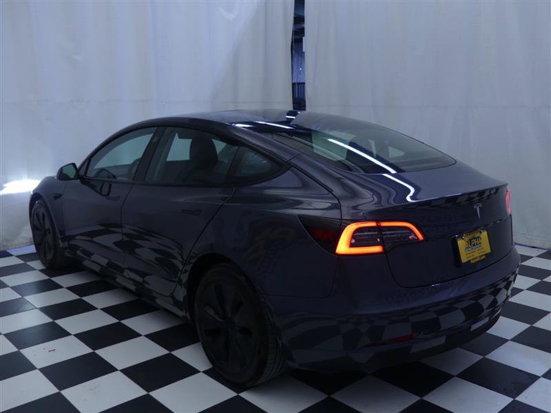 Used 2023 Tesla Model 3 Standard Range RWD image 4