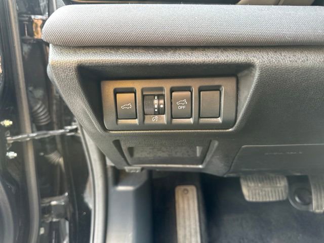 Used 2024 Subaru Outback Premium AWD/4WD image 13