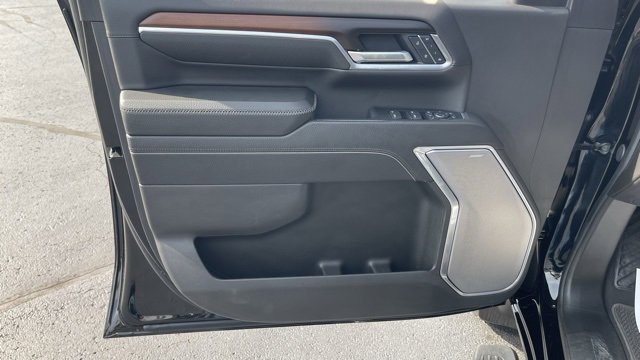 Used 2025 GMC Sierra 2500 Denali w/ Denali Reserve Package image 15