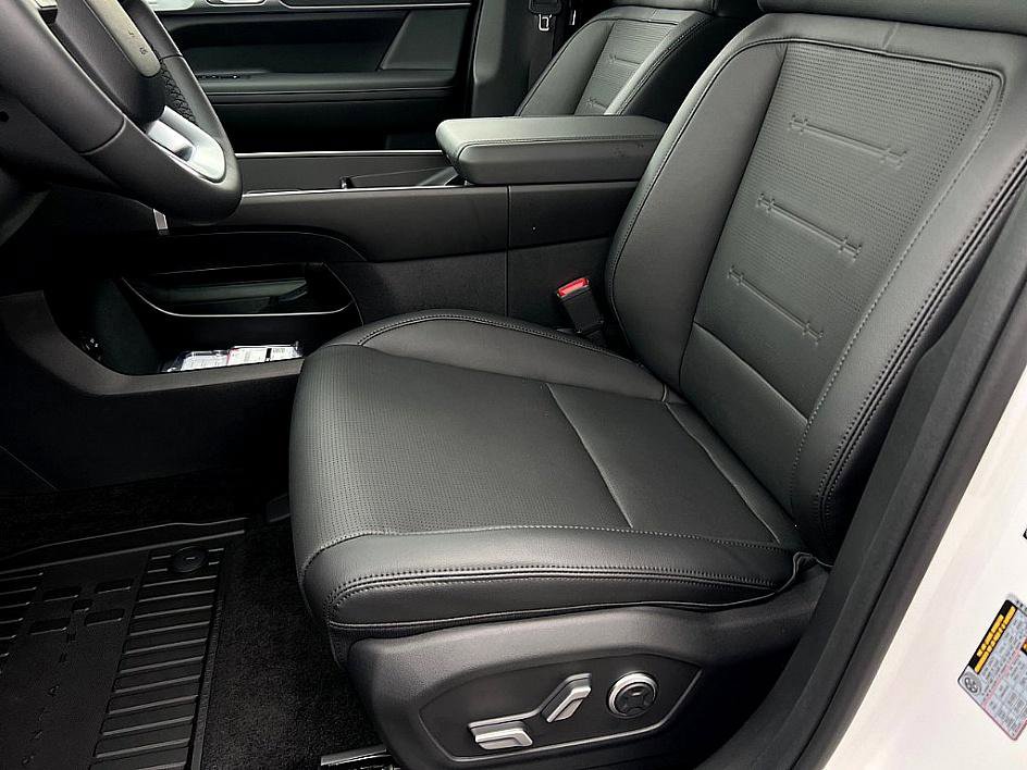 New 2026 Hyundai Santa Fe Limited image 9