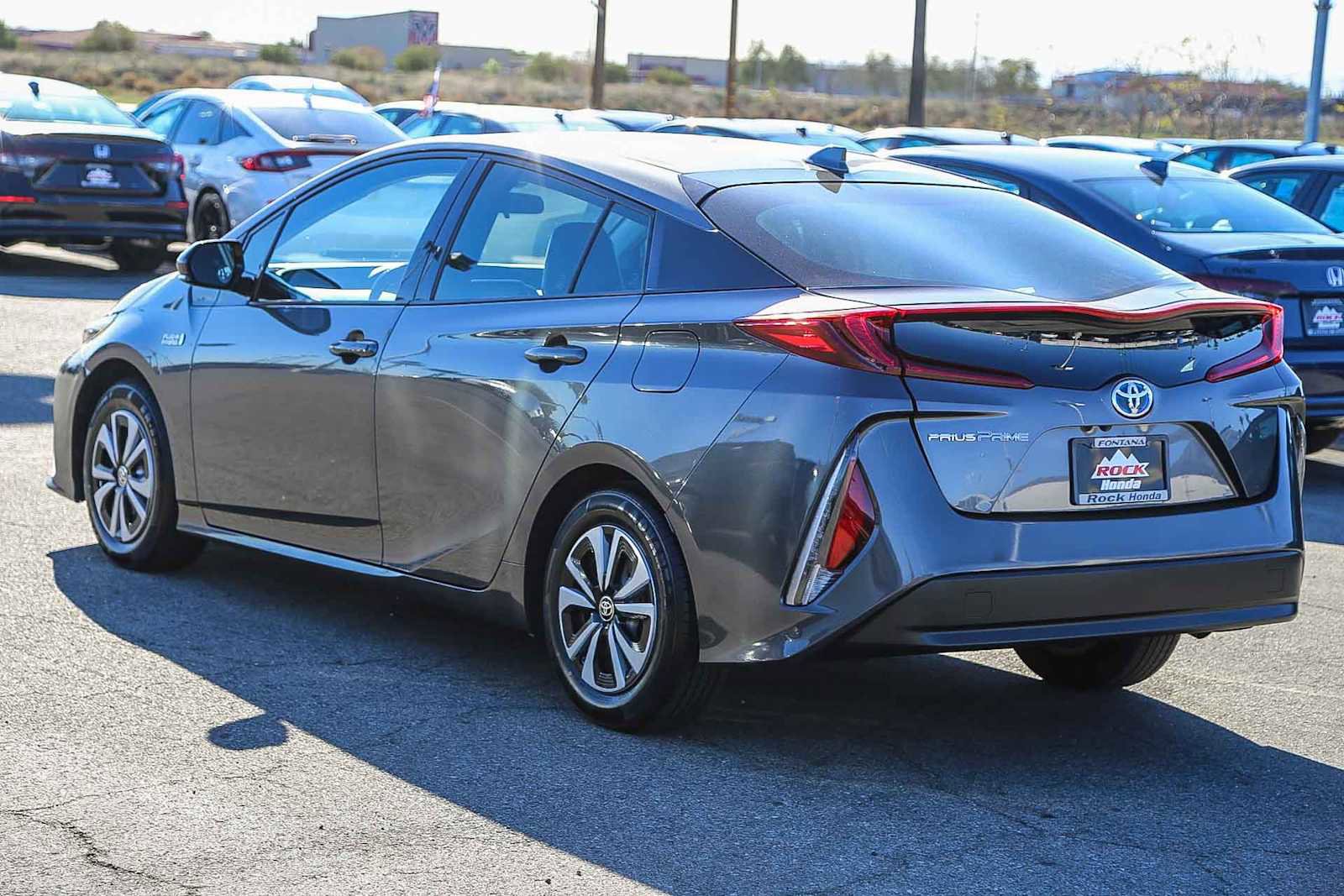 Used 2017 Toyota Prius Prime Premium w/ Carpet Mat Package image 7